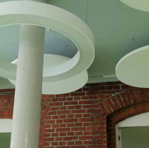 06 Decke Foyer Verbindung zwischen alt und neu 06 Decke Foyer Verbindung zwischen alt und neu